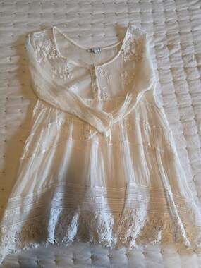 Tempo Paris Embroidered Blouses